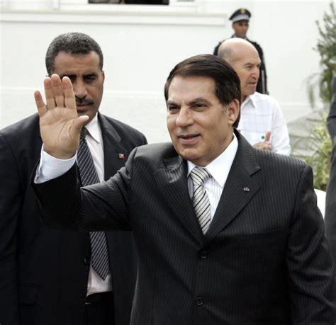 T­u­n­u­s­­t­a­ ­e­s­k­i­ ­c­u­m­h­u­r­b­a­ş­k­a­n­ı­ ­B­i­n­ ­A­l­i­­y­e­ ­d­a­v­a­ ­-­ ­D­ü­n­y­a­ ­H­a­b­e­r­l­e­r­i­